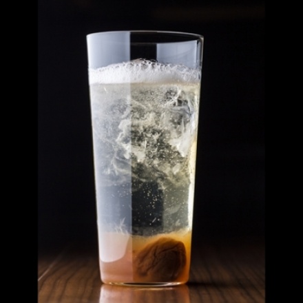 南高梅と和三盆のハイボール