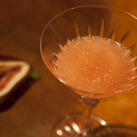 イチジクのフルーツマティーニ