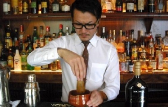 バカルディラムコンペ勝者、
後閑氏の次世代カクテルとは！？