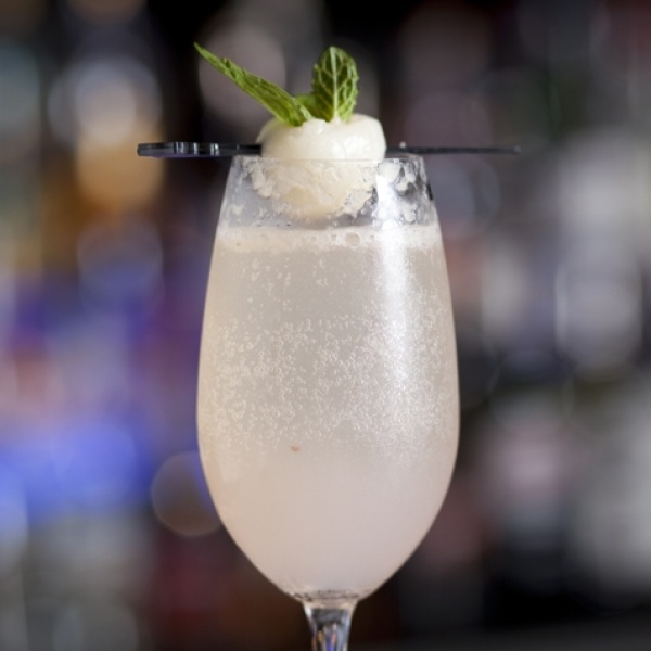 ムーンライト・ライチ・ブロッサム