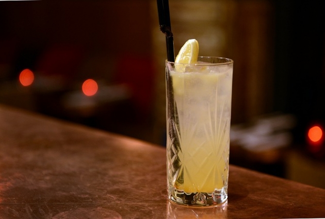 Refreshing Lemonade<br>リフレッシング・レモネード