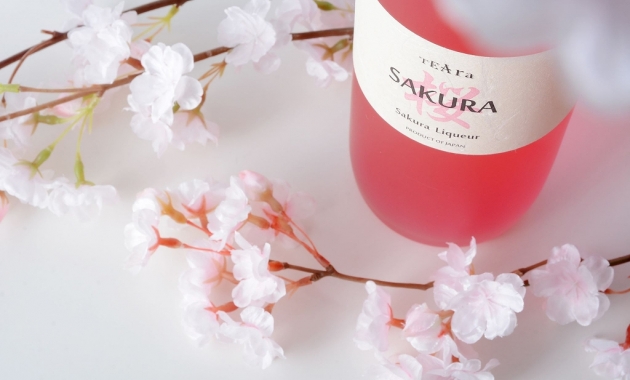 桜の葉のリキュール「TEAra SAKURA」が
3月23日（月）より全国新発売！
