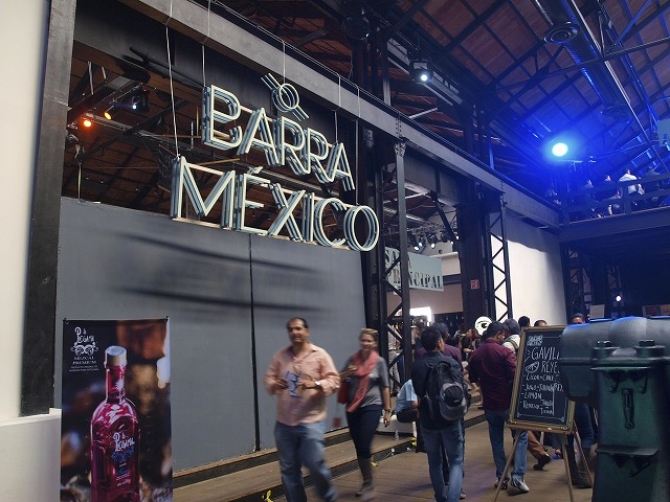 ラテンアメリカ初のバーショー
「Barra México」に潜入！