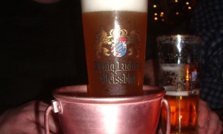 冷えたビールはおいしくない！？
本場ドイツのビール事情。
