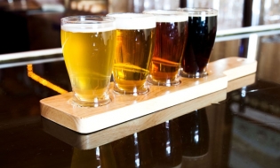 日替わりビールが32種類！
CAは知られざるビール天国。
